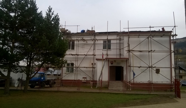 Rekonštrukcia strechy - budova Obecného úradu