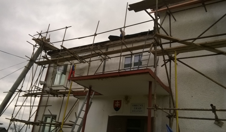 Rekonštrukcia strechy - budova Obecného úradu